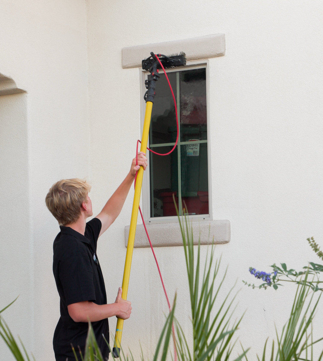 Commercial window cleaning